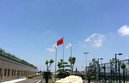 荣安驾校