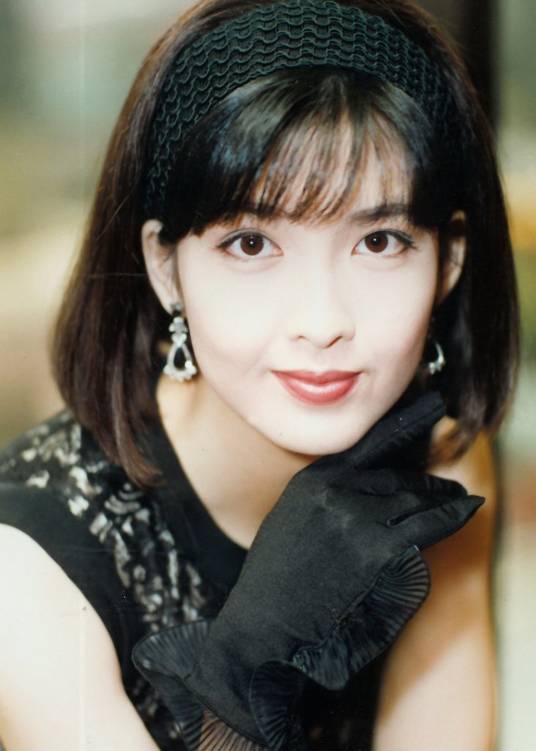 情未了（黄凯芹、周慧敏对唱的歌曲）