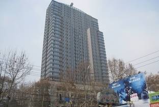 百盛大厦（位于北京市西城区复兴门立交桥东北角的楼盘）