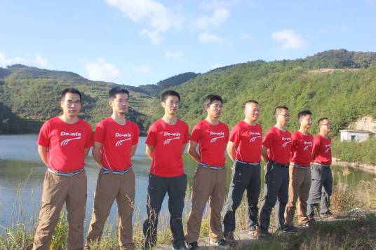 冯宇（嘉兴依米书院校长）