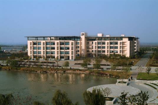 东华大学材料科学与工程学院