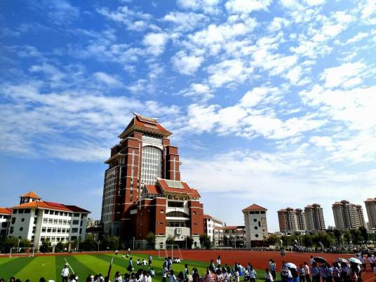 福建省龙海第一中学