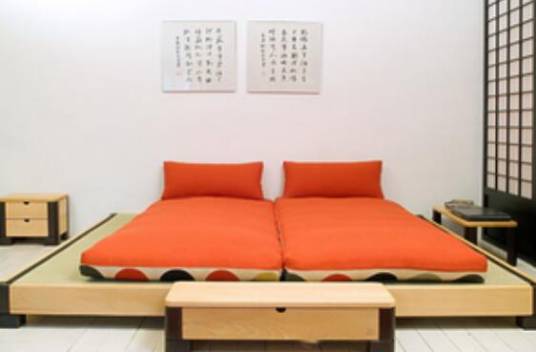 榻榻米床垫