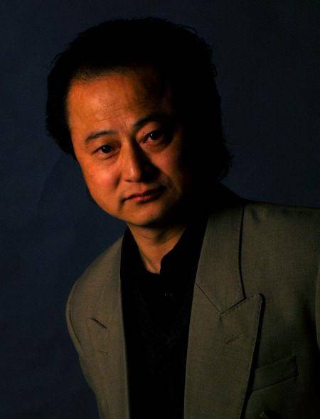 曾伟（大型演出策划/制作歌剧制作乐评人）