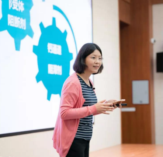 陈冰冰（温州大学教授）