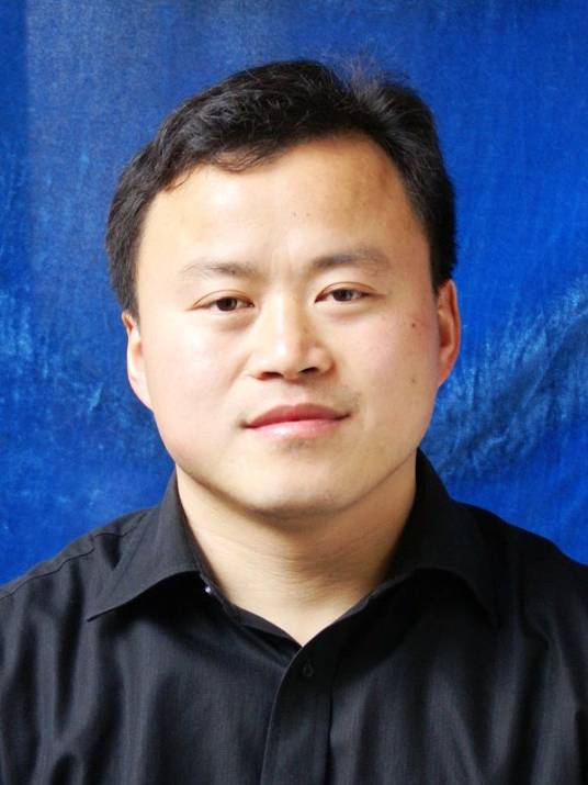 严剑（铜陵有色金属公司质量计量部班长）