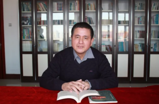 张世超（东北师范大学教授）