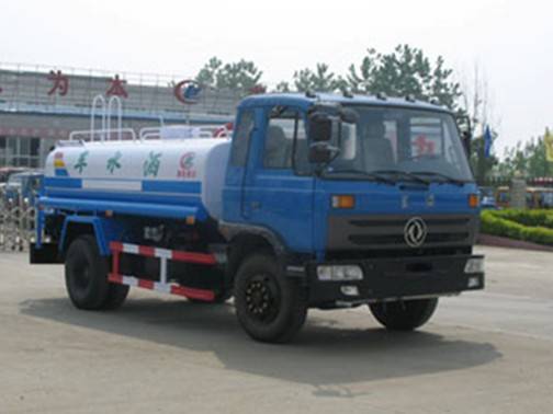 环卫洒水车