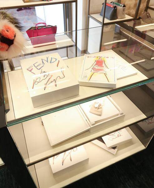 卡尔·拉格斐尔德的芬迪