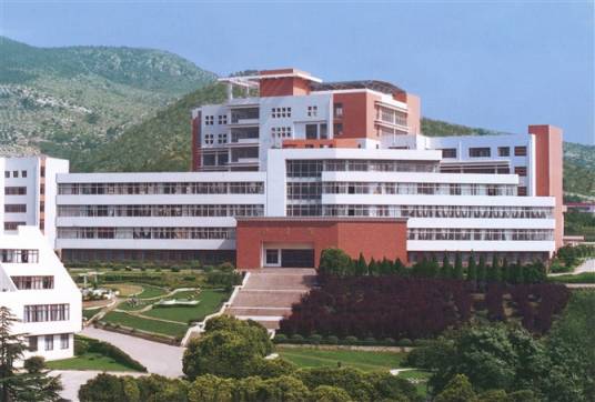 淮北师范大学物理与电子信息学院
