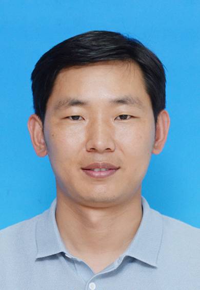 刘勇刚（西藏自治区阿里地区措勤县委副书记、政府县长）