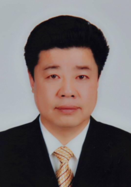 郭三省（西北工业大学体育部办公室主任）