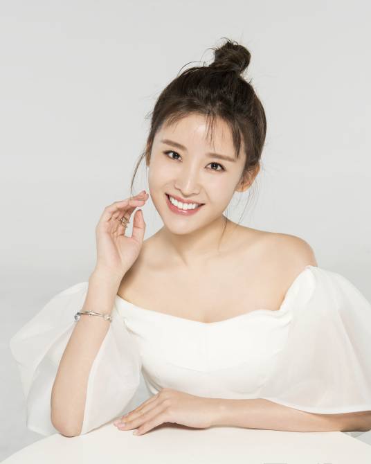 杨烨（中国内地女歌手）