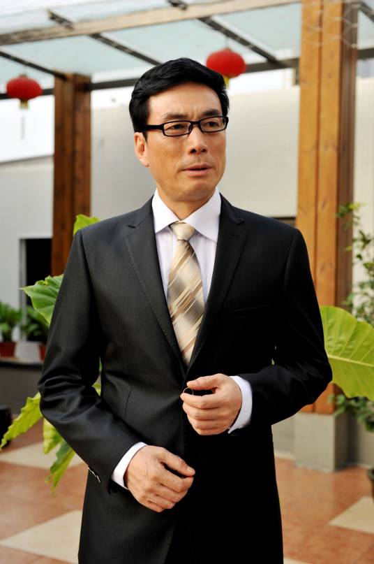 赵小川（中国国家话剧院男演员、国家一级演员）