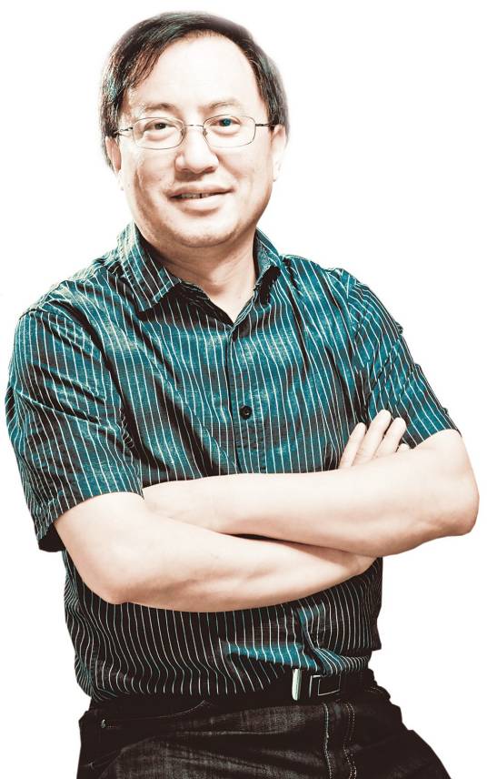 万金刚（广东骆驼服饰有限公司总经理）