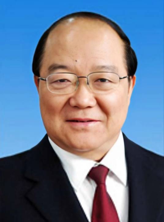 张耕（中国侨联法律顾问委员会主任）