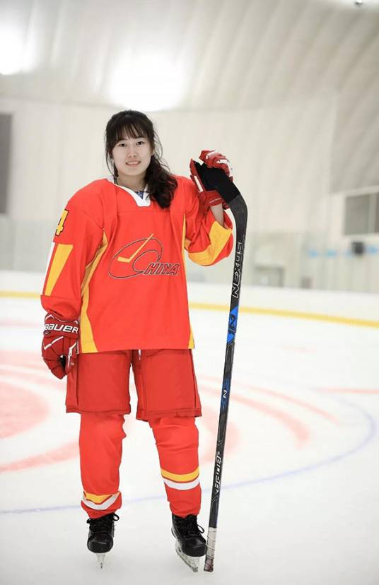 马蕊（中国冰球运动员）
