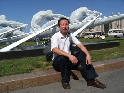 许向东（中国人民大学新闻学院副教授）