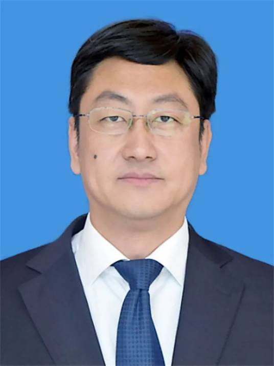 石磊（秦皇岛市委常委，常务副市长）