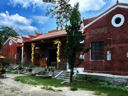 玉峰寺（新田县玉峰寺）
