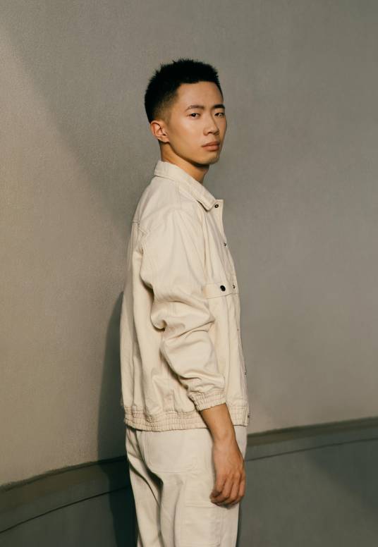 郑兴（中国内地男歌手、词曲作者）