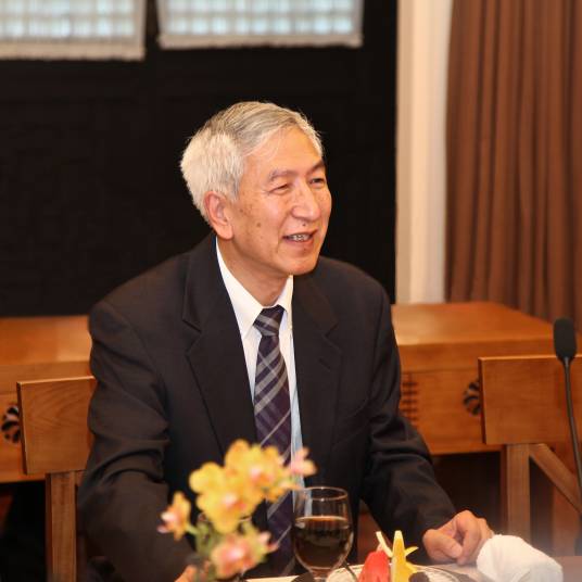 耿志远（原国务院副总理耿飚次子）