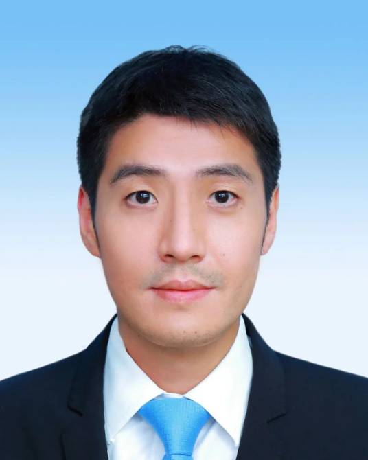 马志成（中国民间商会副会长、昌华行企业投资有限公司董事长、天津市总商会副会长）