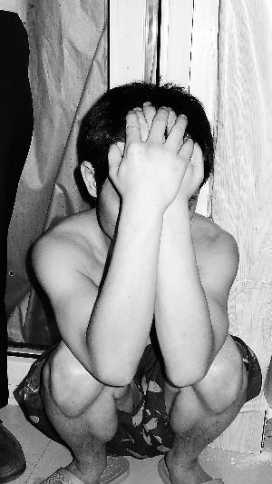 2·16特大网络贩毒案