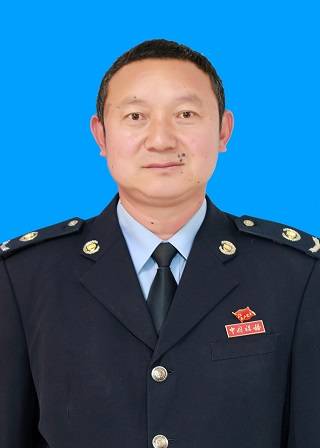 安德海（国家税务总局和田地区税务局党委委员、副局长）