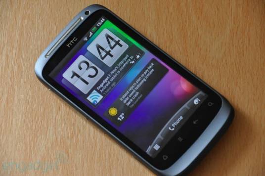 HTC 渴望 S/Desire S