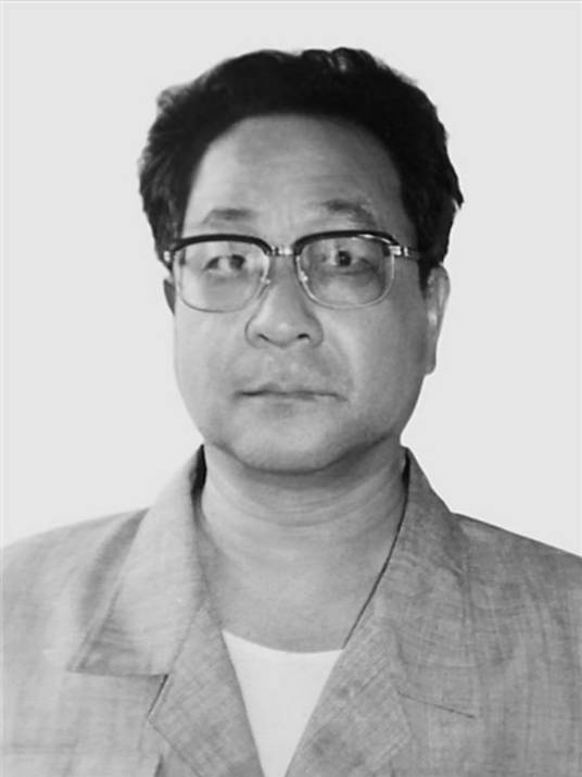 田民（广西壮族自治区人大常委会原副主任）