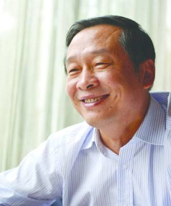 孙兆林（贵州省人大教育科文卫委员会副主任委员）