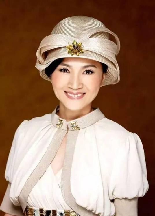 凤飞飞（中国台湾女歌手、主持人、演员）