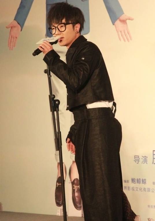 趁你还年轻（电影《等风来》推广曲）