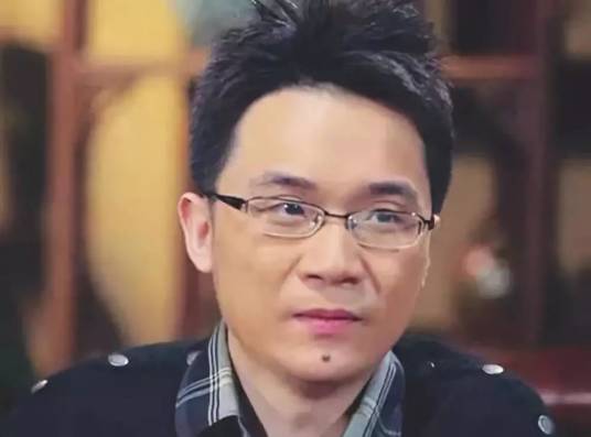 丁丁（中国男编剧、蔡明的儿子）