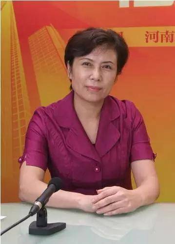 宋丽萍（河南省政协港澳台侨和外事委员会主任、河南省委员会常务委员）