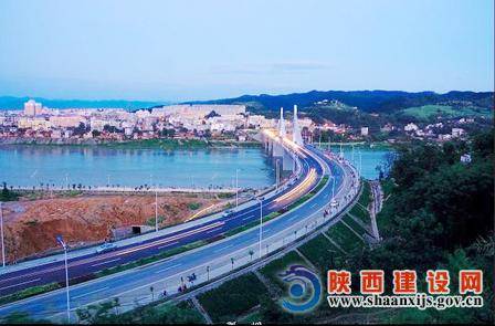 安康城东汉江大桥