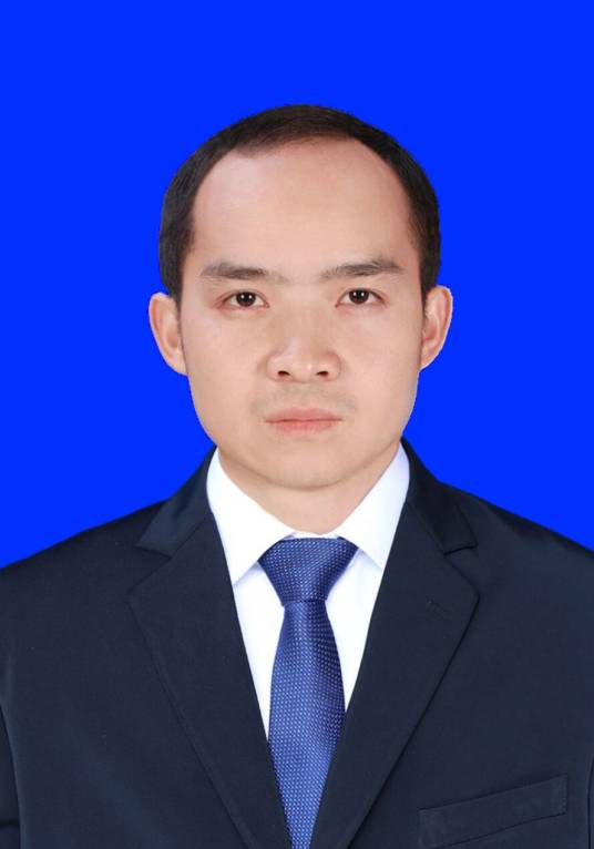 杨苏（贵州省黔东南州雷山文化旅游产业园区党工委委员、园区党工委副书记、管理委员会主任）