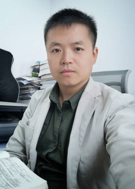 凌睿（重庆大学自动化学院教授）