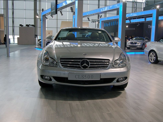 奔驰CLS500