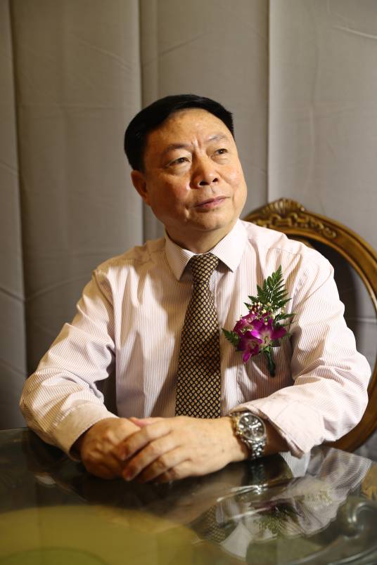 万里（中国新闻智库秘书长）