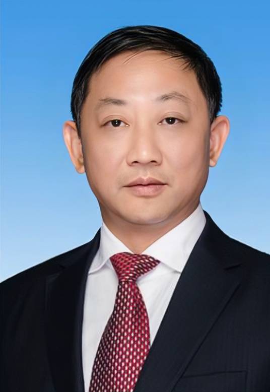 熊国斌（四川路桥建设集团股份有限公司原党委书记、董事长）
