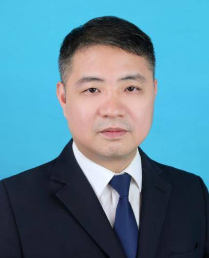 李新建（湖南省永州市江华瑶族自治县人民政府副县长、县公安局局长）