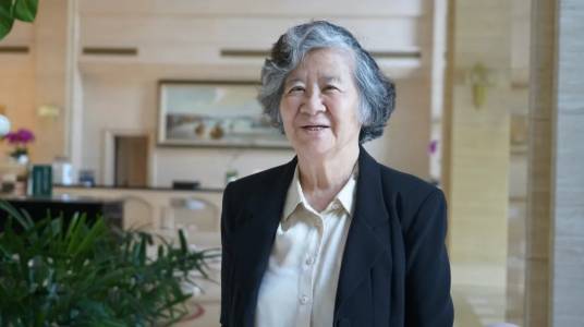 任远芳（开国元勋任弼时的三女儿）