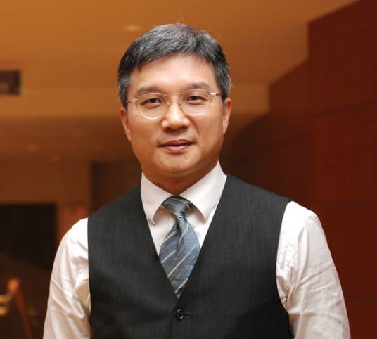 陈庆恩（香港大学音乐系系主任）