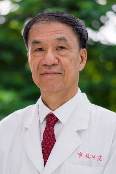 钟士元（中医骨科副主任中医师）