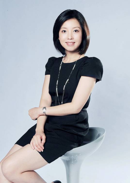 李飒（浙江省第十四届人大代表，宁波电视台主播）