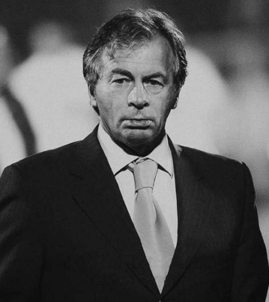 伊利亚·佩特科维奇