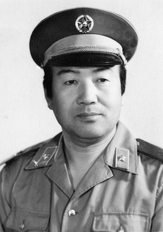 陈克正（著名军旅词作家，国家一级编剧）