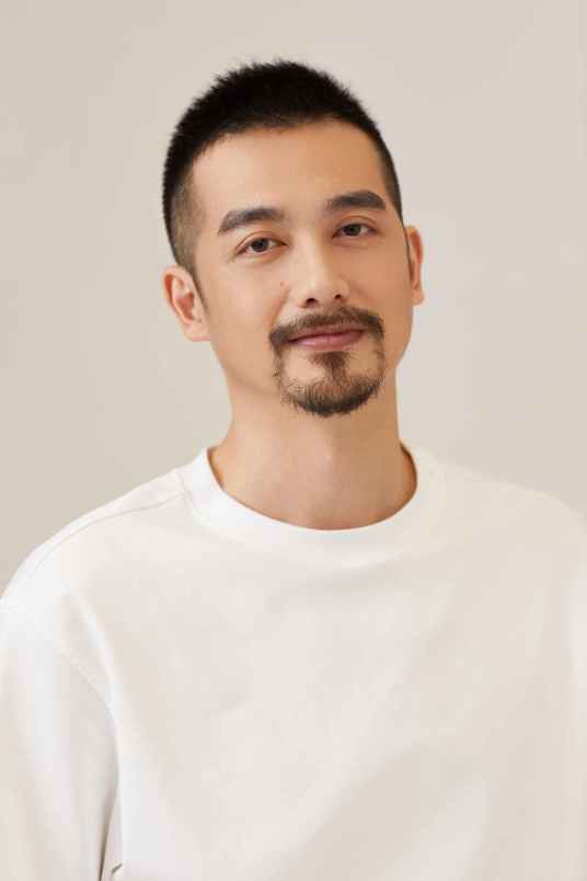 吴中天（中国台湾男导演、编剧、演员）
